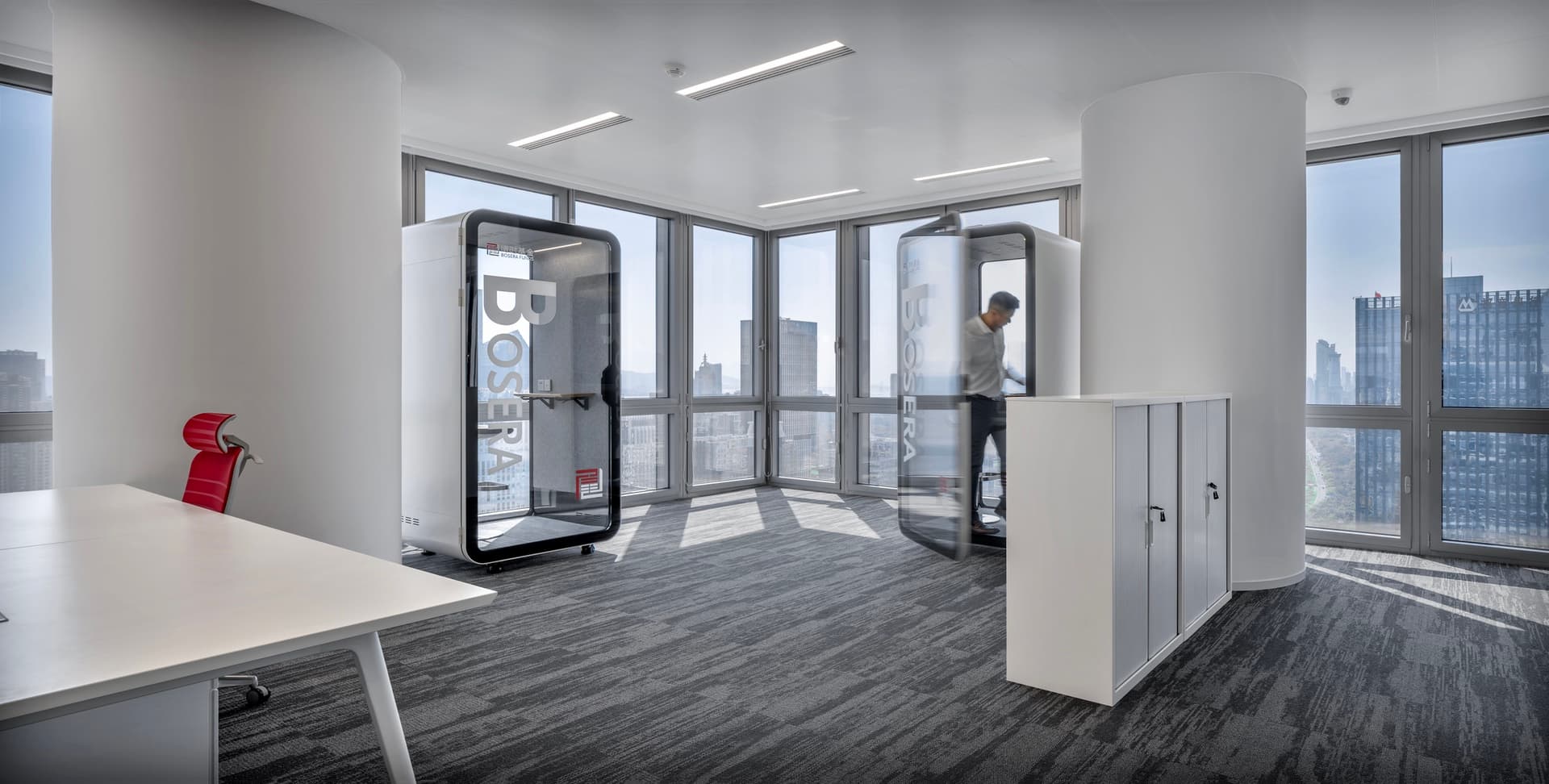 Quiet Executive Workspace