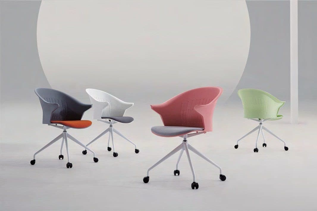 F-31 Leisure Armchair