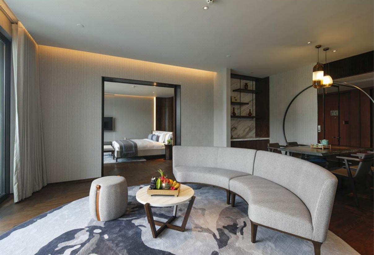 BA-03 Serviced Apartment Panorama Suite Set