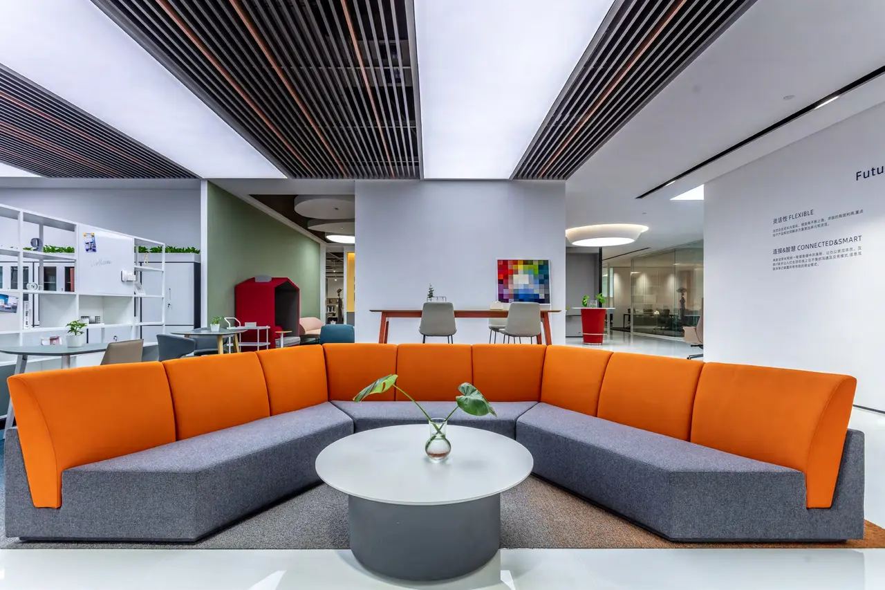 AMOS Modular Sofa