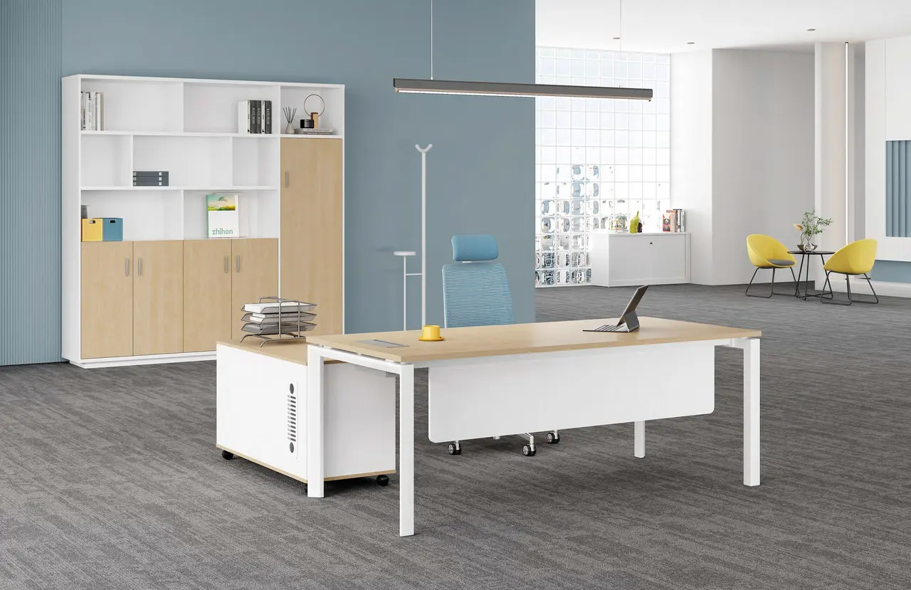 CHI-DC Executive Desk