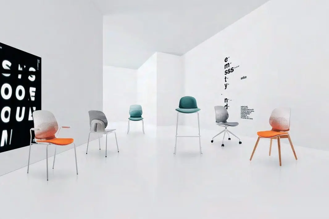 F-32 Training Chair